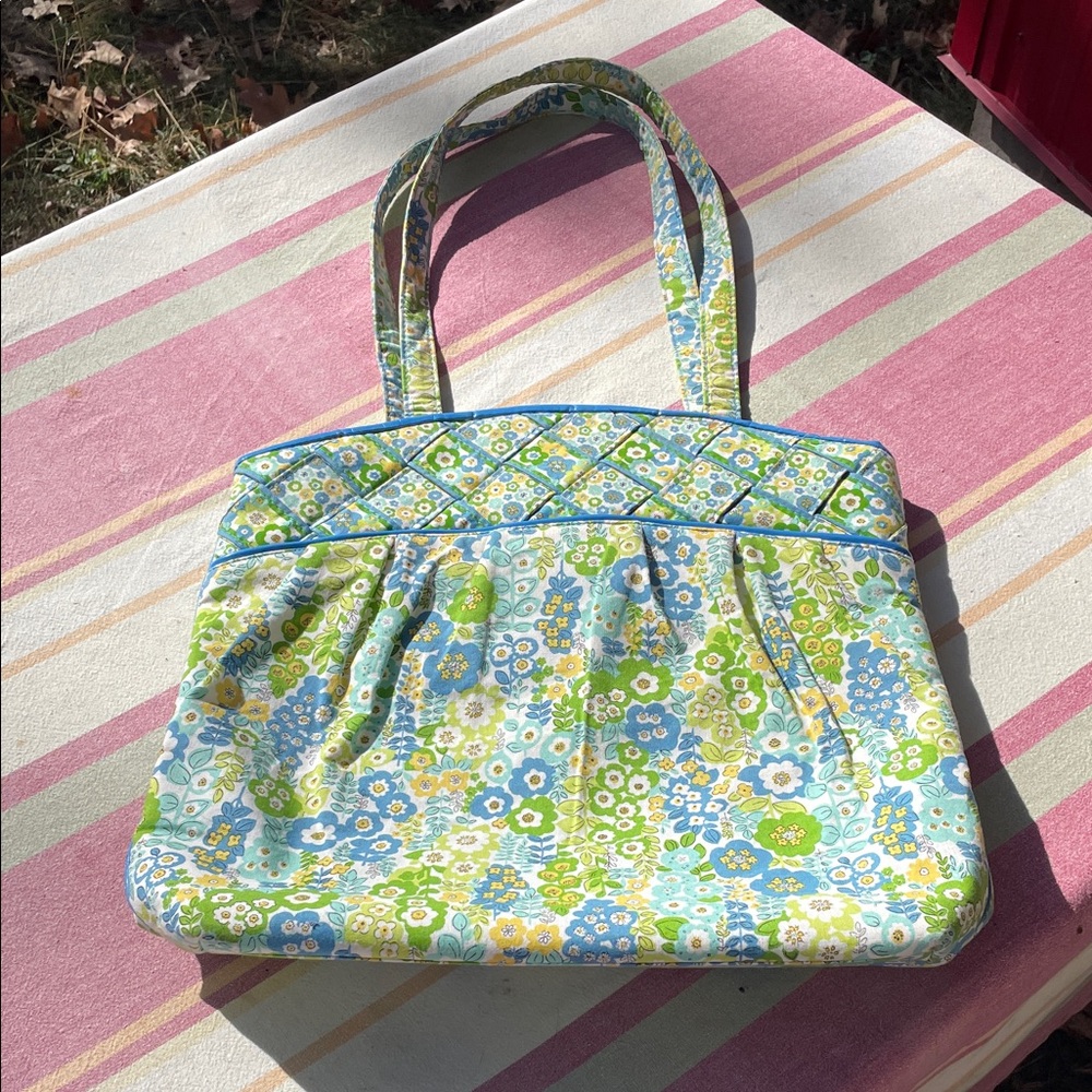 VERA BRADLEY QUILTED FLORAL TOTE BAG PURSE ENGLISH MEADOW